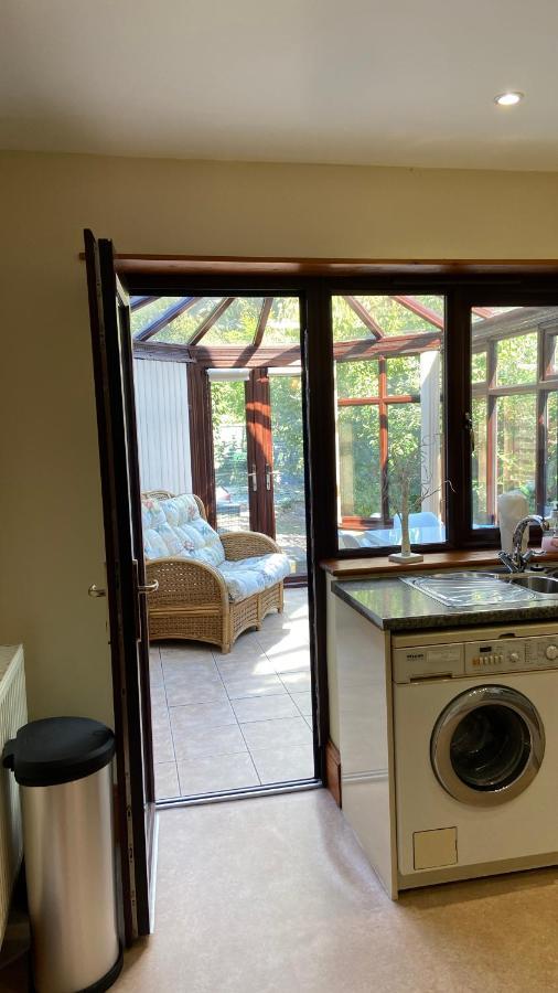 Beautiful Bexhill Cottage With Garden 3 Mins Walk To Beach Exterior foto