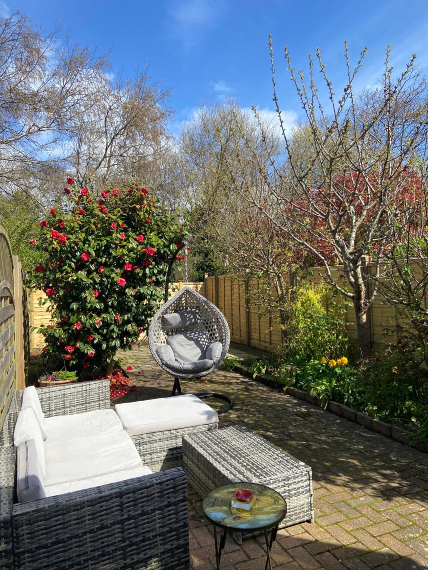 Beautiful Bexhill Cottage With Garden 3 Mins Walk To Beach Exterior foto